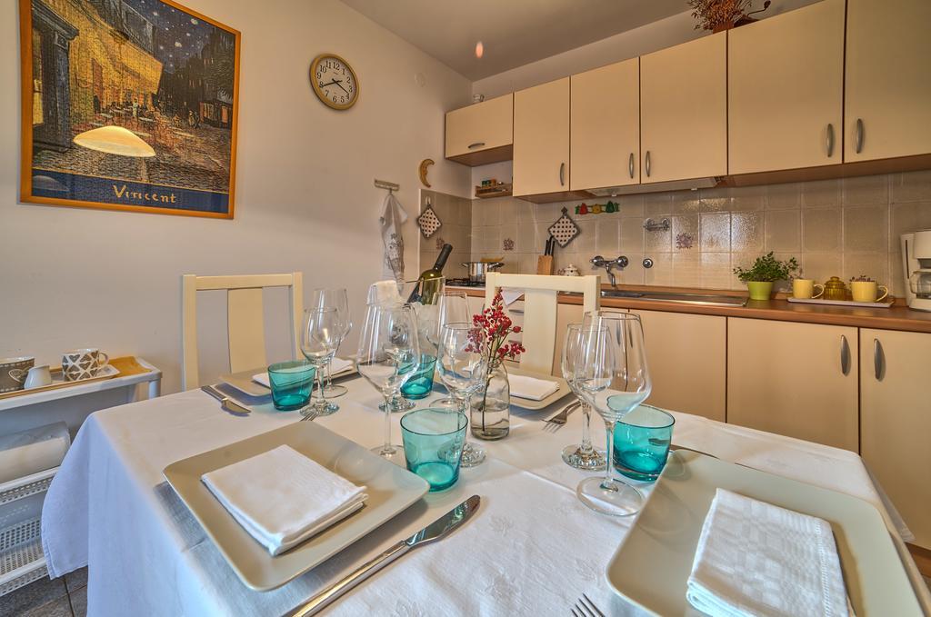 Apartments Mirella Novigrad Istria Exterior foto